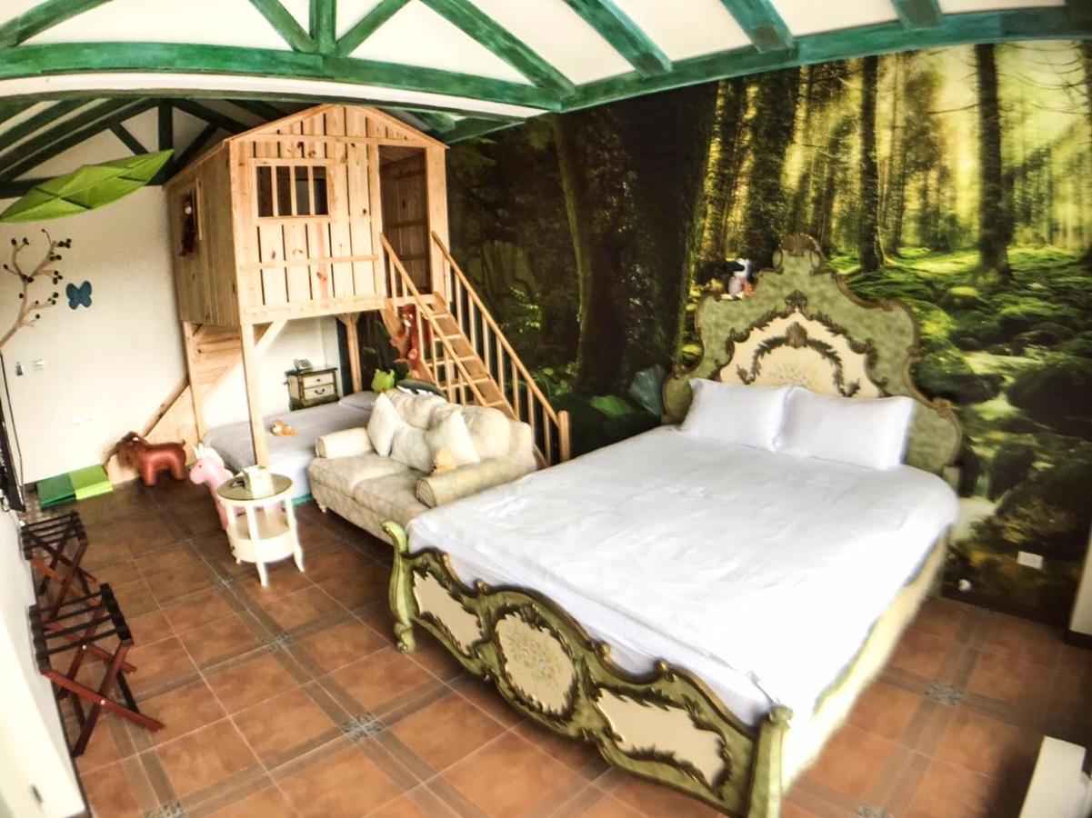 Bliss Bed And Breakfast หยูฉี ภายนอก รูปภาพ