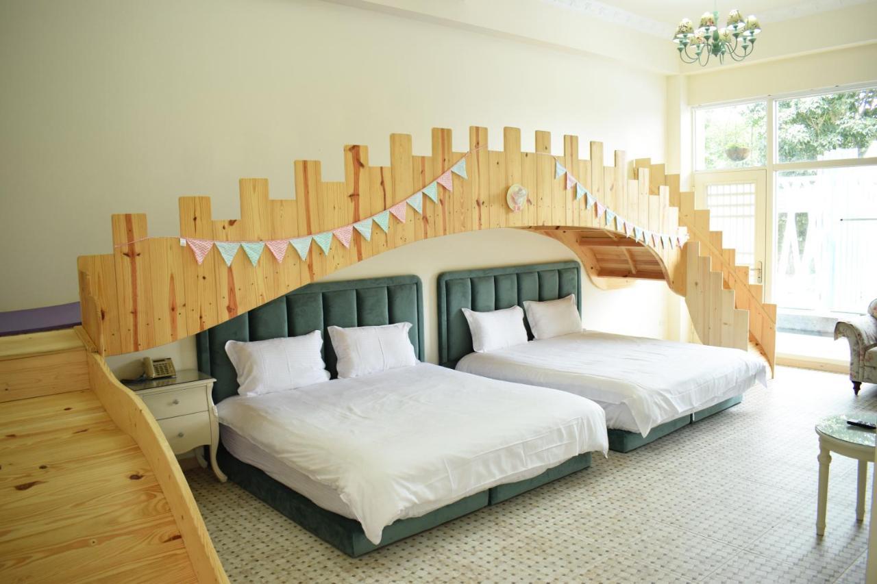 Bliss Bed And Breakfast หยูฉี ภายนอก รูปภาพ