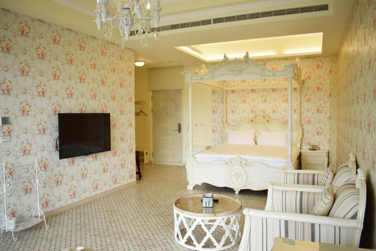 Bliss Bed And Breakfast หยูฉี ภายนอก รูปภาพ